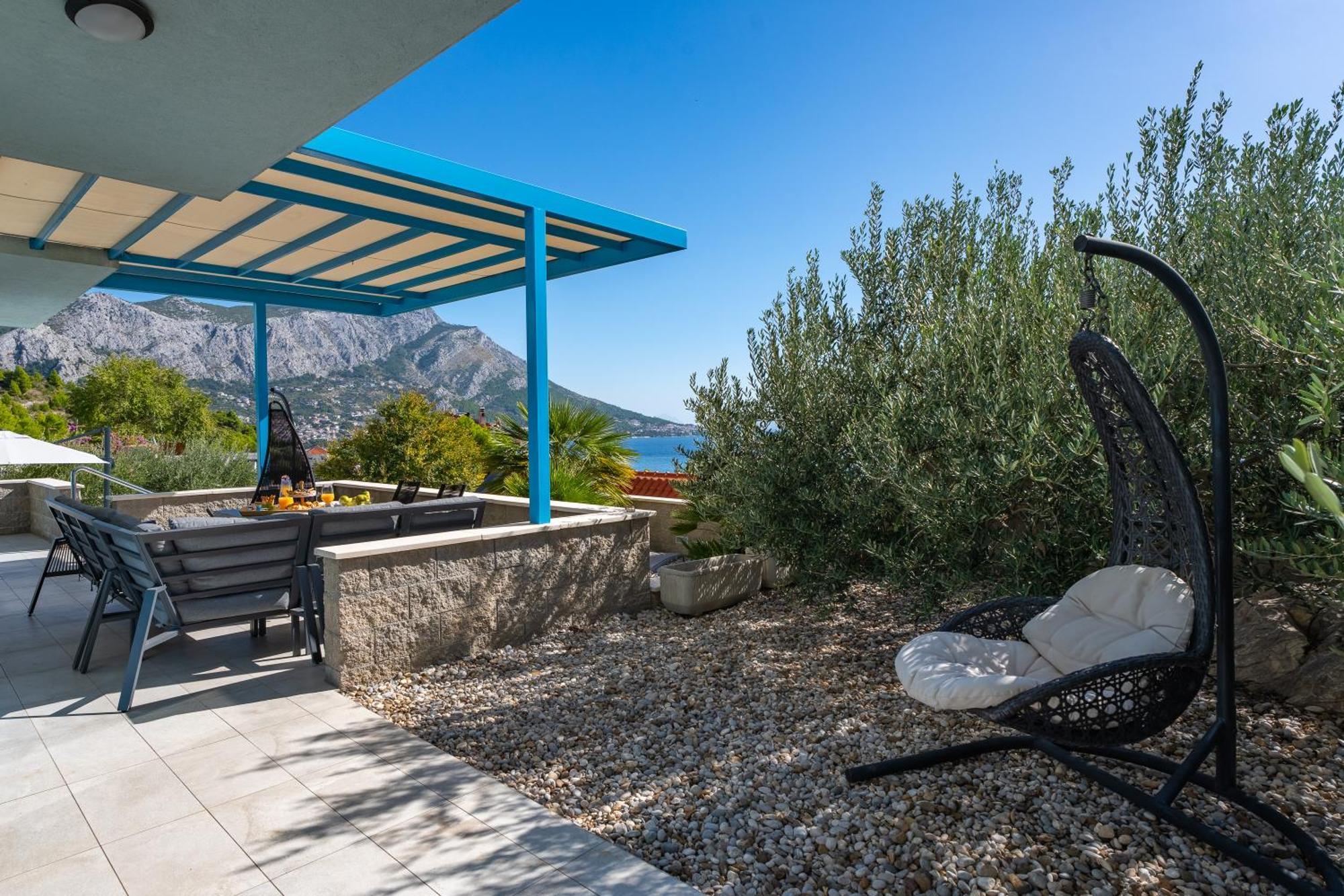 Villa Allegra With 32Msq Heated Pool, 300M Far From Sandy Beaches, Open Sea View オミシュ エクステリア 写真